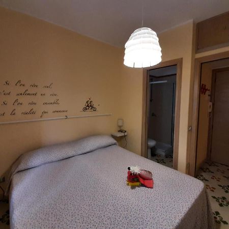 Perla Marina Apartment Cefalù Eksteriør billede